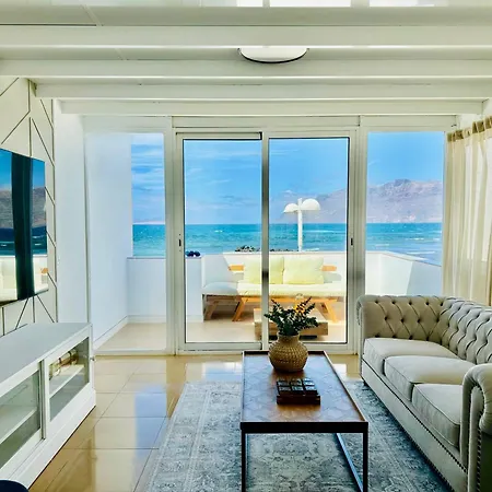 Canaryislandshost I Marino Famara